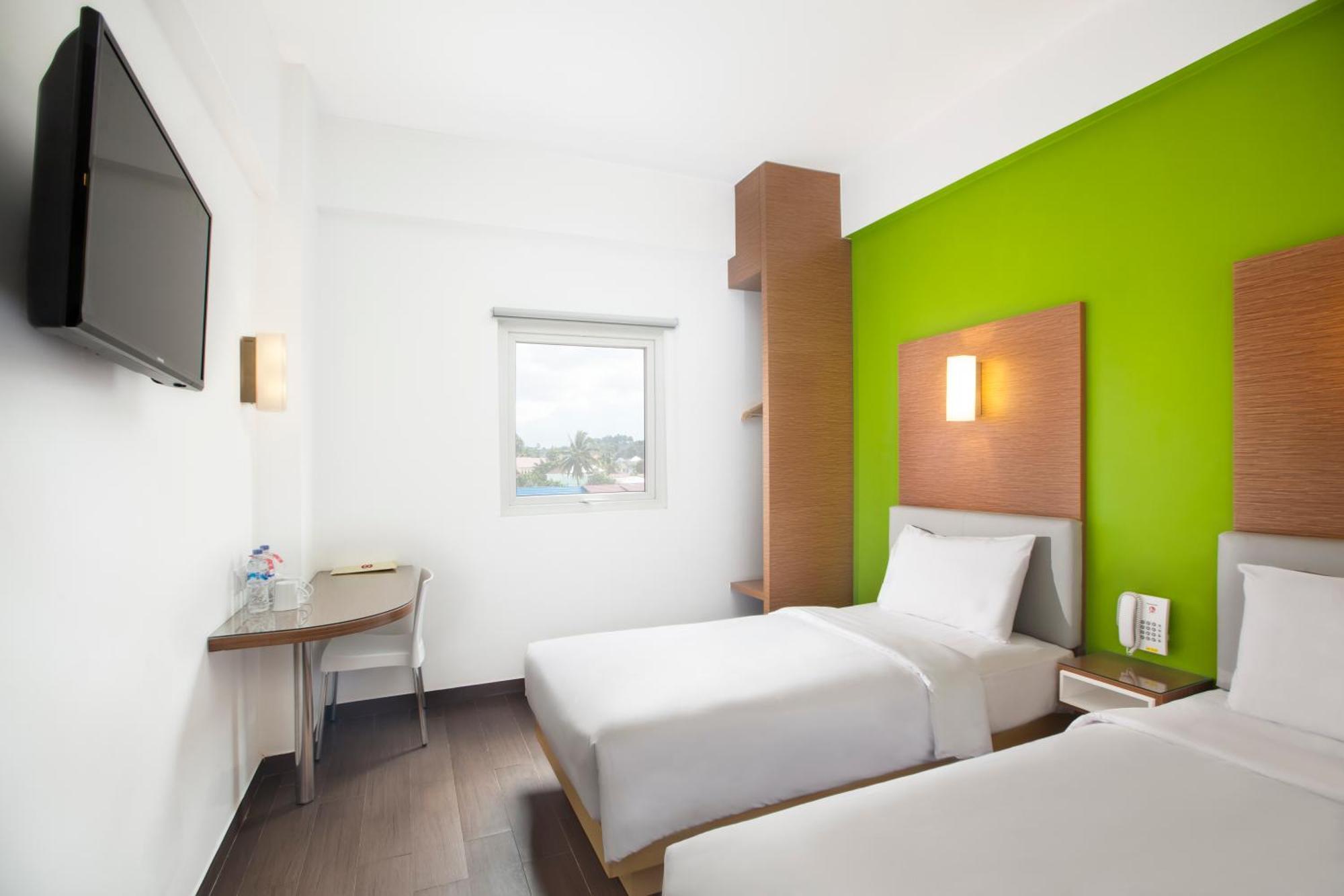 Amaris Hotel Muara Bungo - Jambi Zimmer foto